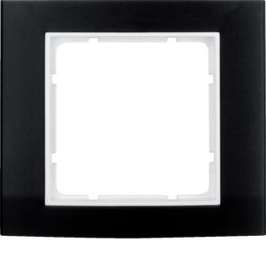 10113025 B.3 - QUADRO X1, PRET
