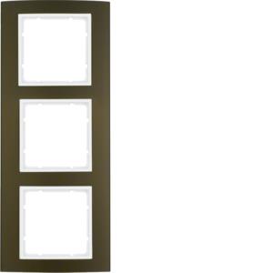 10133021 B.3 - QUADRO X3, CAST