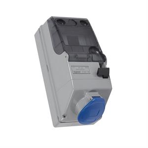 056649 QU.TOM.C/IN.32A250V 2P+T IP44