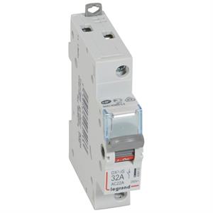406403 DX3 INTER SECCIONADOR 1P 32A