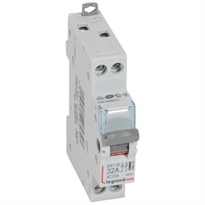 406434 DX3 INTER SECCIONADOR 2P 32A