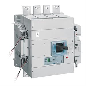 422587 DPX3 BASE TOM FRONT1600 4P SCC
