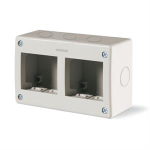 136.4124 CX UNIBOX DE PAREDE 2