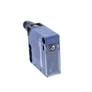 Sensor fotoeléctrico - reflexoo polarizado - sn = 5 m - na - conector m12