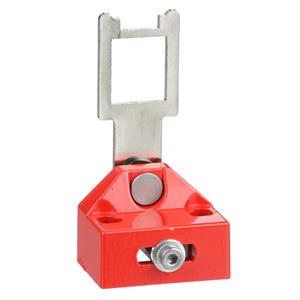Pivot bolt